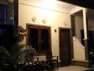Nakula Guest house 2*