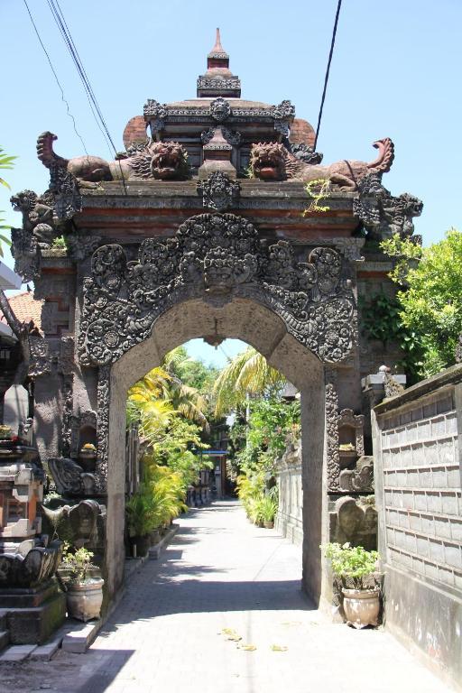 Nakula Guest house